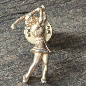Vintage Female Gold Tone Lady Golf Golfer Pin Brooch Female Golfing